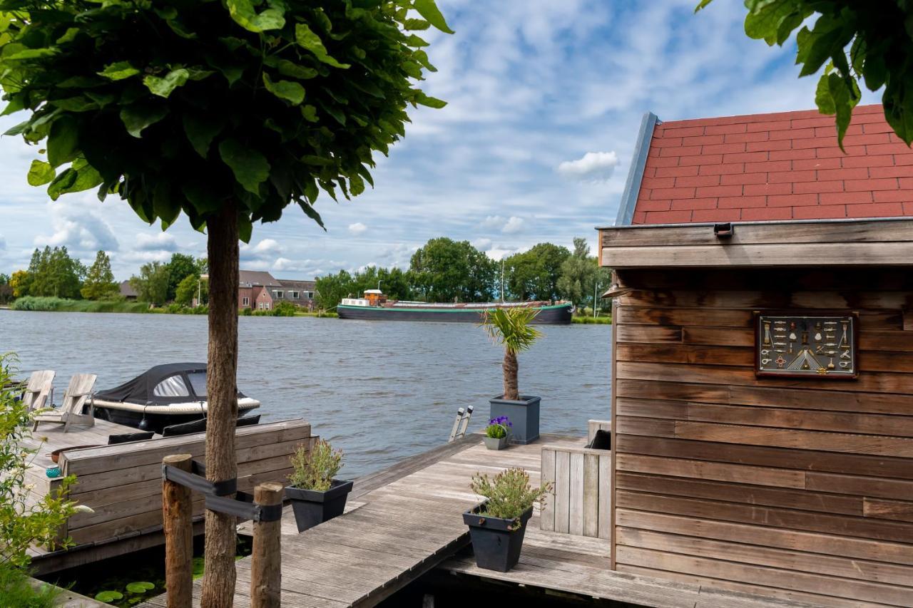 Aangenaam Op De Rijn, Woonboot, Inclusief Prive Sauna ألفن آن دن راين المظهر الخارجي الصورة